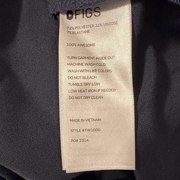 Figs Navy Blue Women's Top - Picture 4 of 4